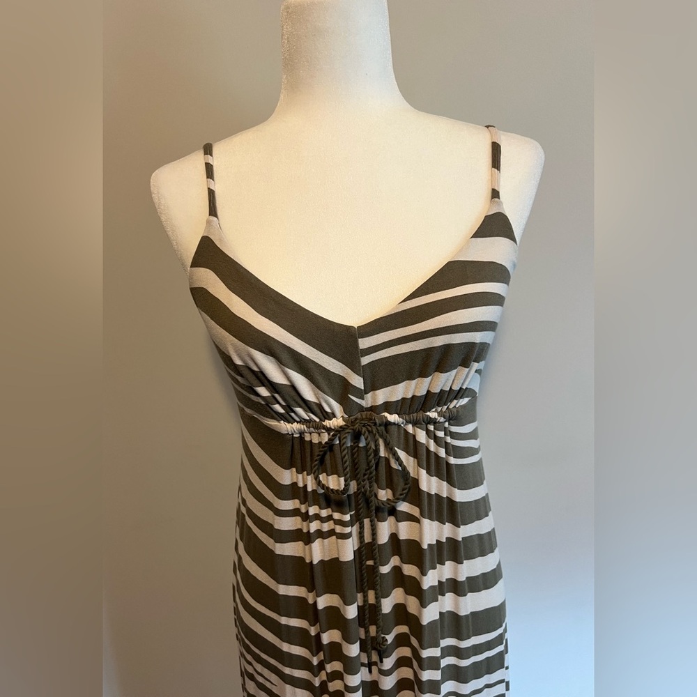 Tommy Bahama Sundress Small - Picture 2 of 11